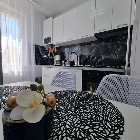 Apartament Central Pe Pietonala Nr2 Hunedoara Eksteriør billede