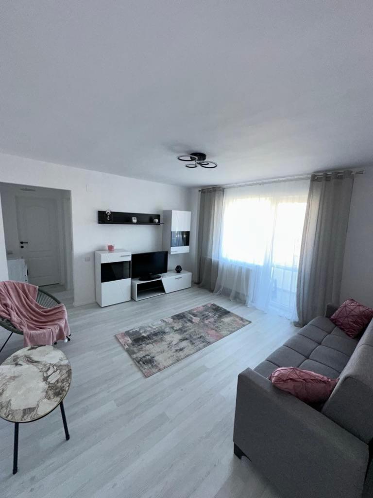 Apartament Central Pe Pietonala Nr2 Hunedoara Eksteriør billede