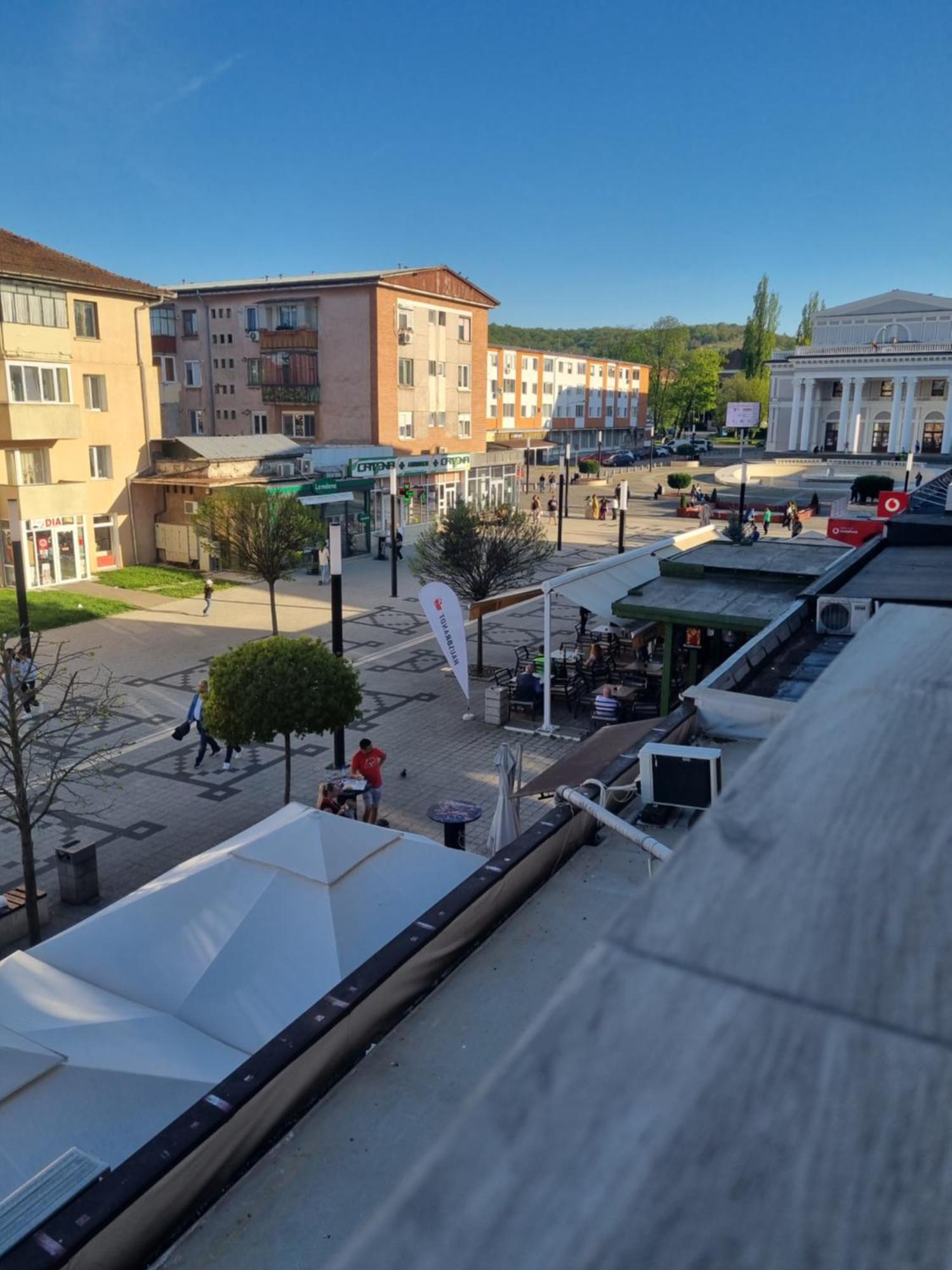Apartament Central Pe Pietonala Nr2 Hunedoara Eksteriør billede