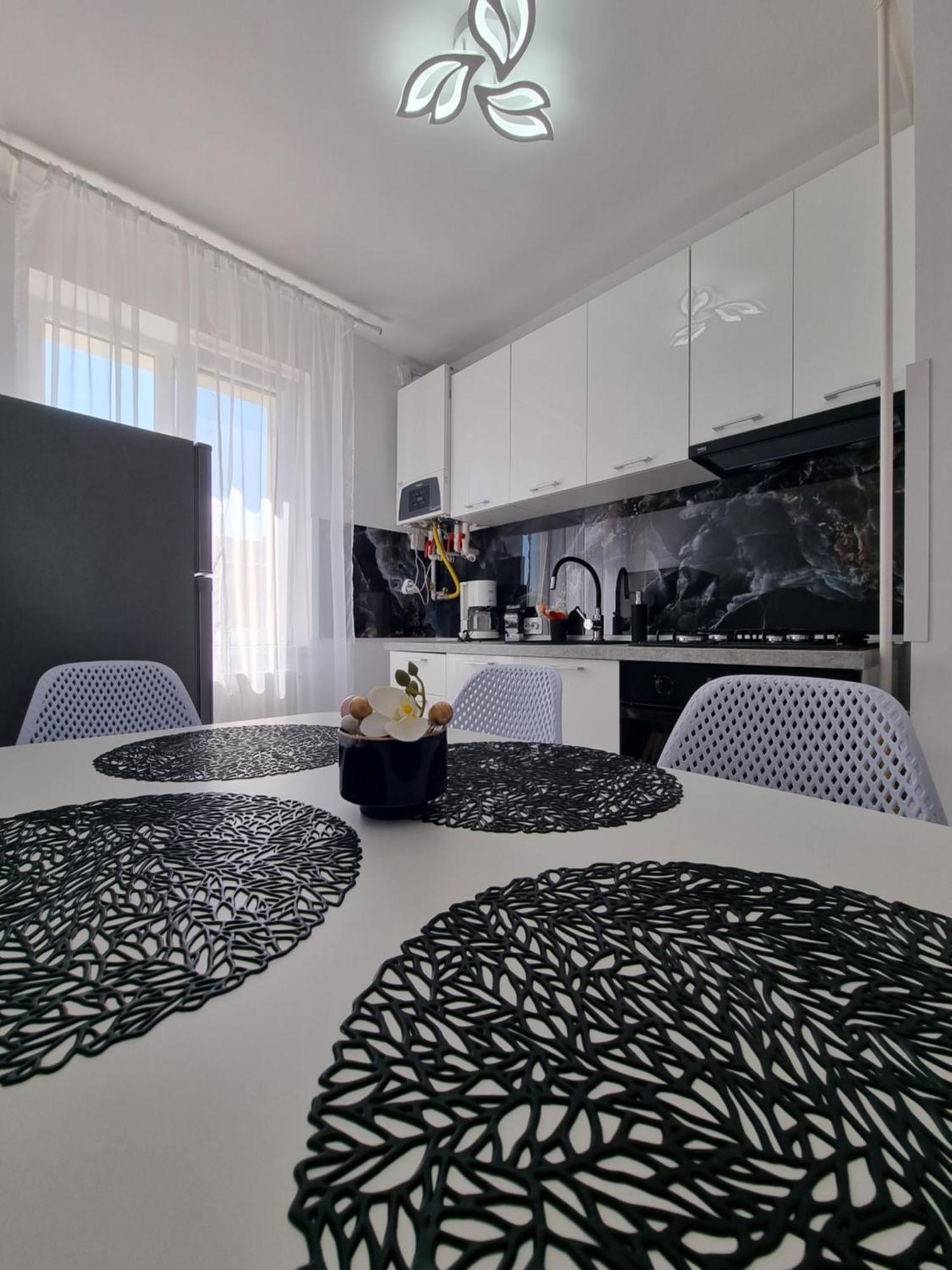 Apartament Central Pe Pietonala Nr2 Hunedoara Eksteriør billede