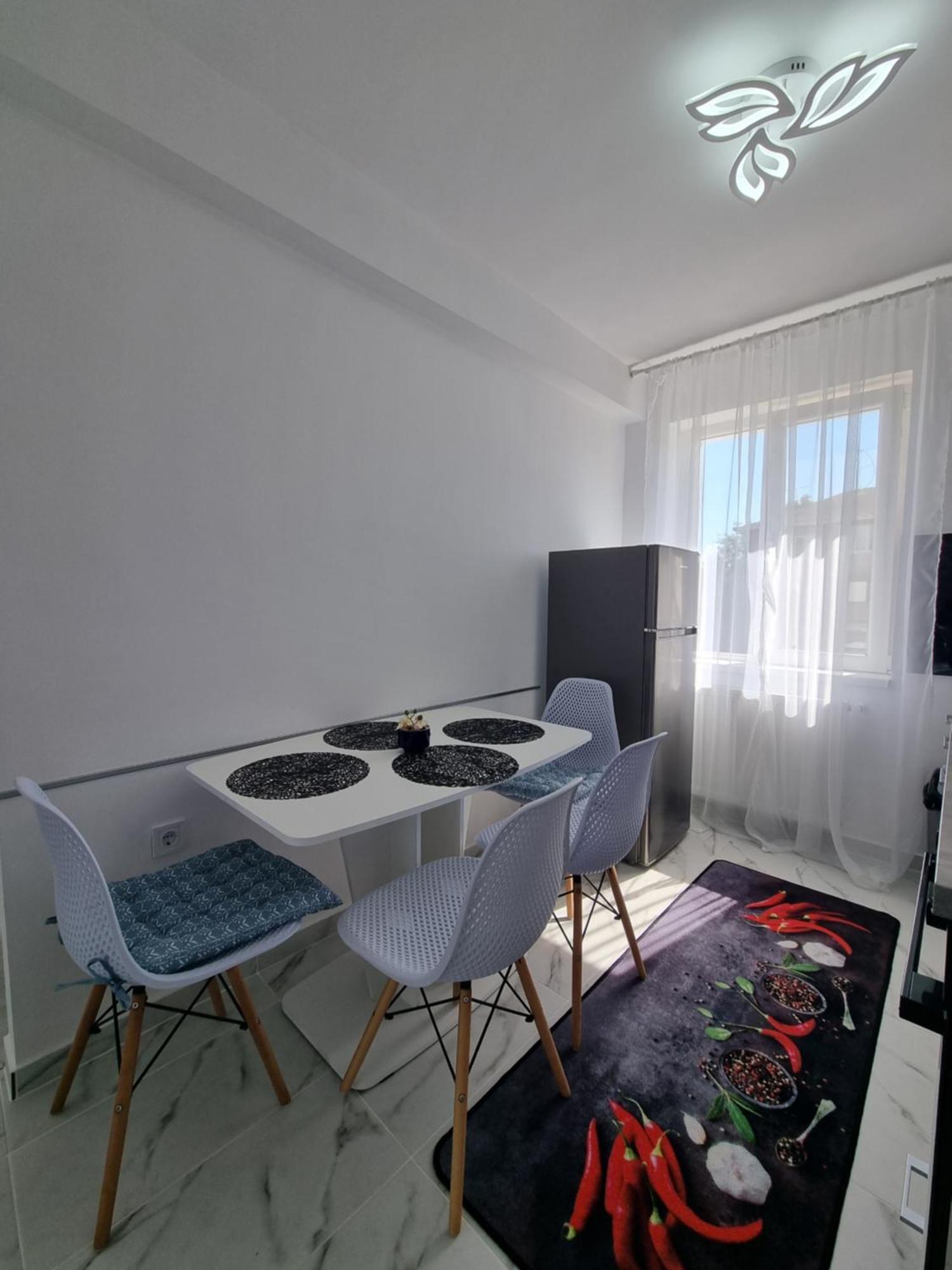 Apartament Central Pe Pietonala Nr2 Hunedoara Eksteriør billede