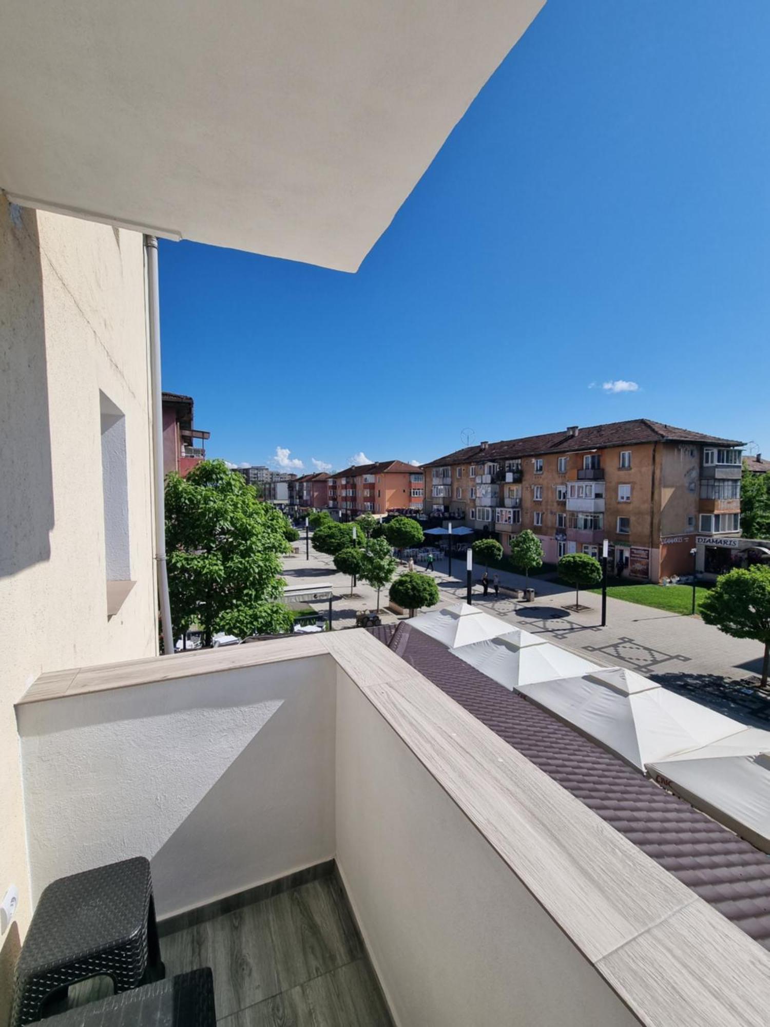Apartament Central Pe Pietonala Nr2 Hunedoara Eksteriør billede